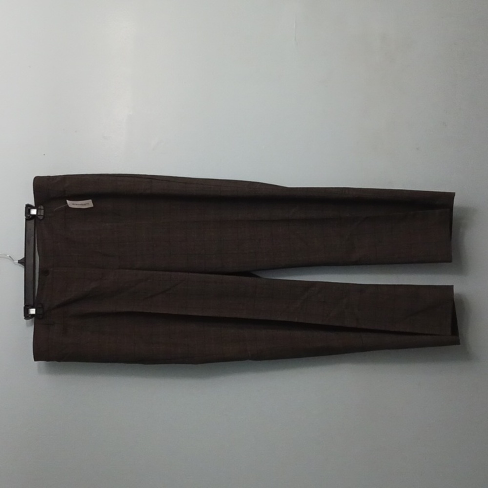 Dressbarn size 18W women's plaid trousers in gray,blue, and black.